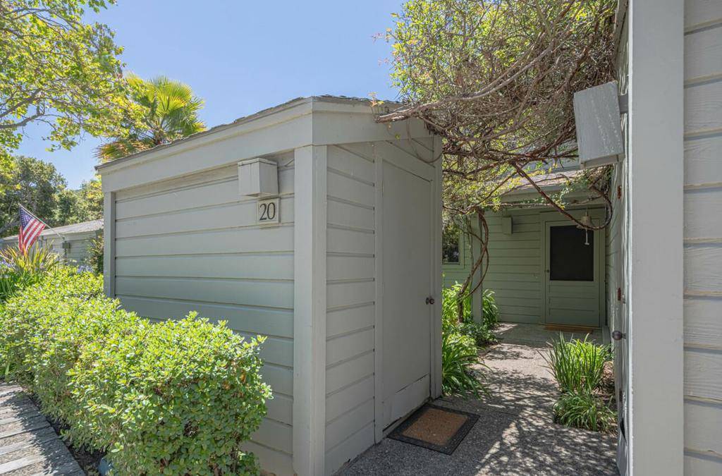 Carmel Valley, CA 93924,20 Woodside PL