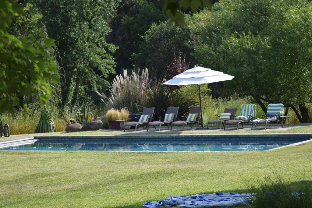 17141 Arnold DR, Sonoma, CA 95476