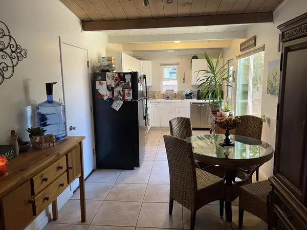 Salinas, CA 93906,1455 Marin AVE