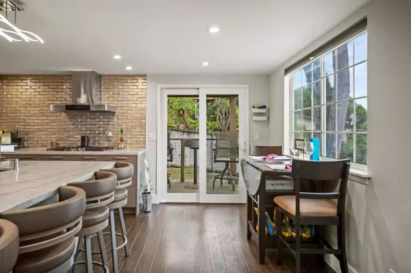 Monterey, CA 93940,879 Lottie ST