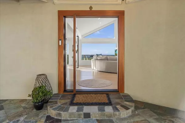 Los Gatos, CA 95032,136 Teresita WAY