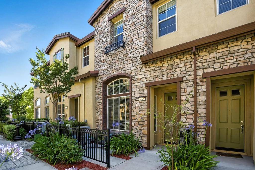 Sunnyvale, CA 94086,255 Honeylocust TER