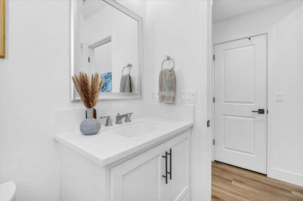Marina, CA 93933,273 Skyview DR
