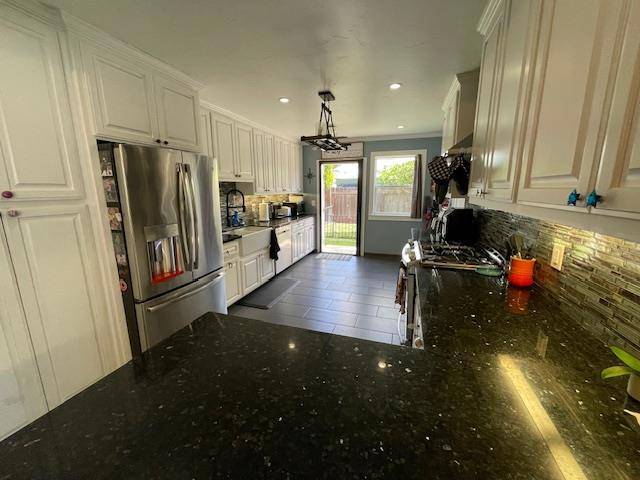Hollister, CA 95023,895 Monterey ST