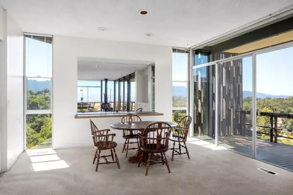 Portola Valley, CA 94028,30 Pine Ridge WAY