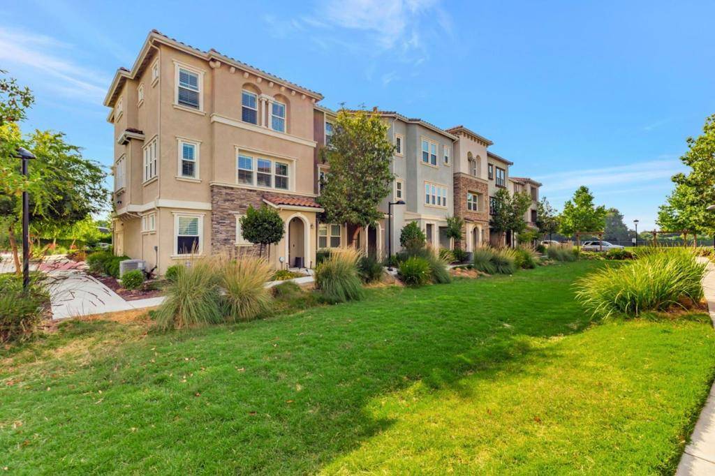 Morgan Hill, CA 95037,17985 Cantabria LN