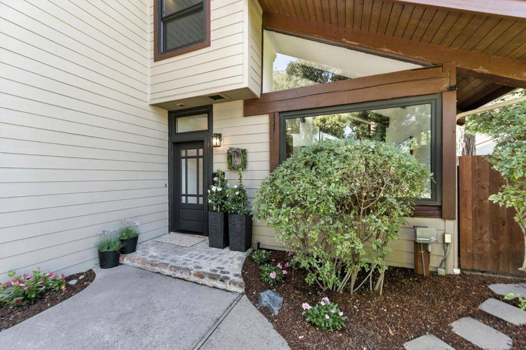 Redwood City, CA 94062,234 Edgewood RD