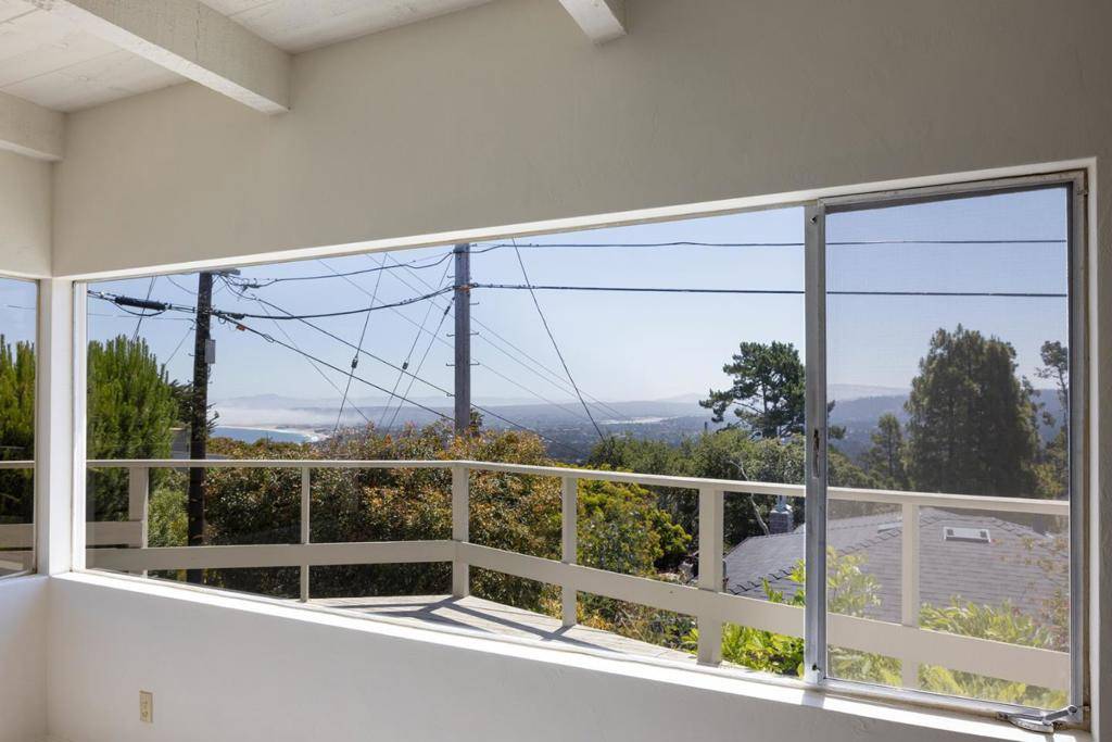 5 Shady LN, Monterey, CA 93940