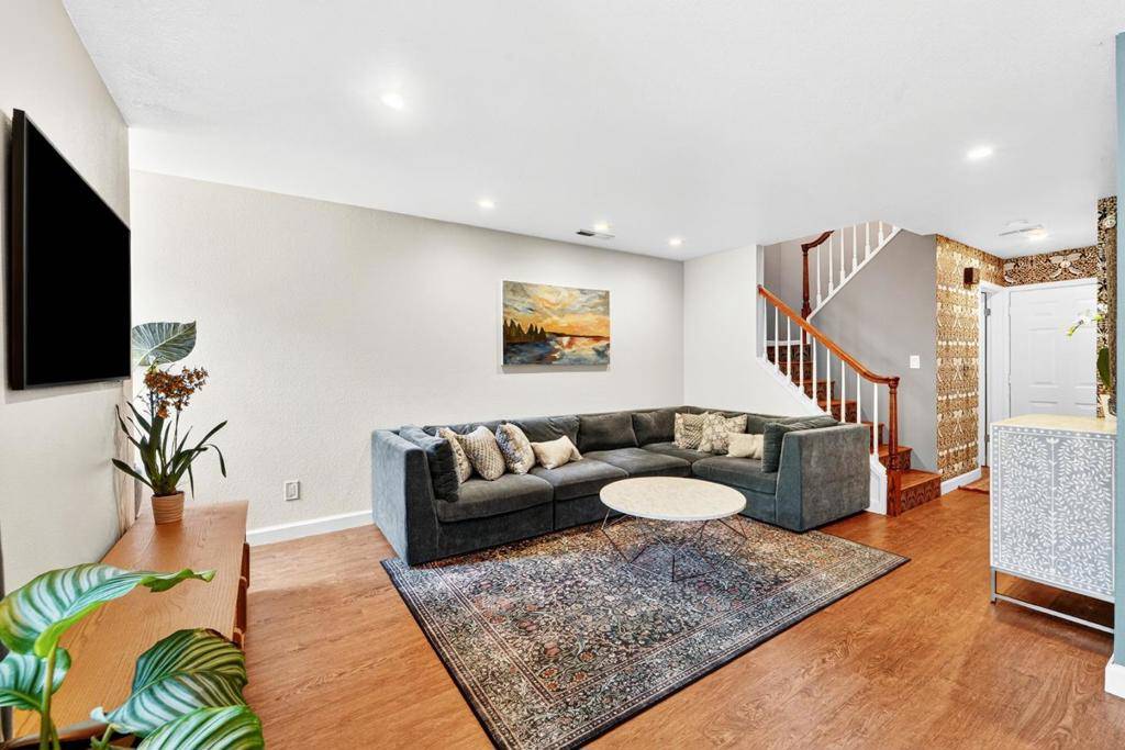 Santa Cruz, CA 95062,1757 30th AVE