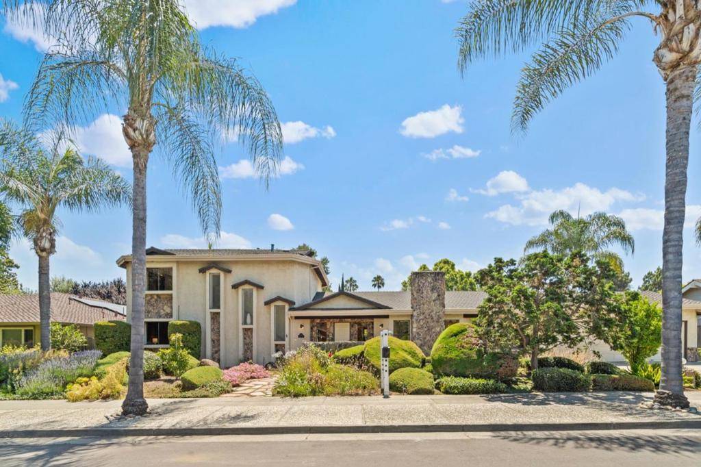 San Jose, CA 95125,1462 Robsheal DR