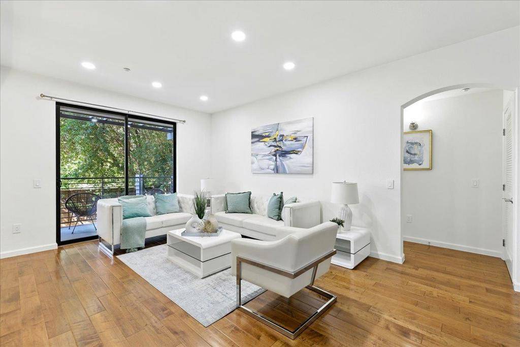 Cupertino, CA 95014,10745 N De Anza BLVD #115