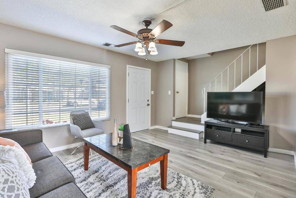 San Jose, CA 95121,1486 Tierra Buena DR