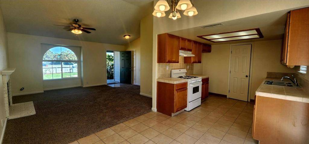Greenfield, CA 93927,271 Cabernet AVE