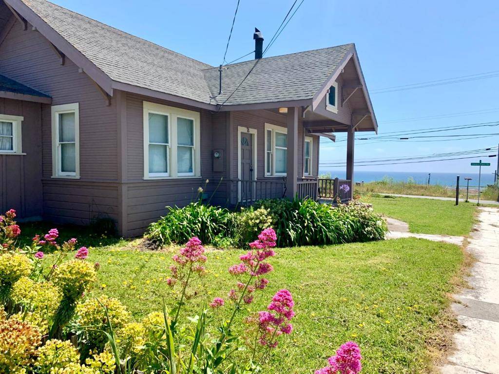 2 3rd AVE, Davenport, CA 95017