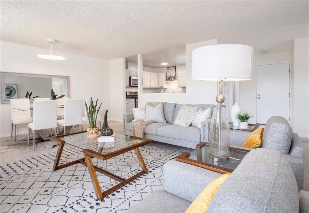Foster City, CA 94404,1171 Compass LN #203