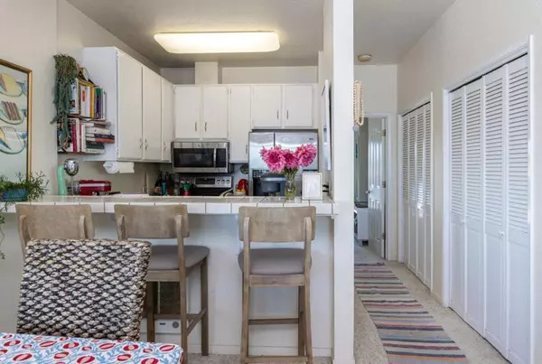 Aptos, CA 95003,260 Rio Del Mar BLVD #8