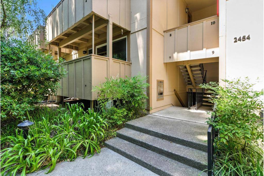 Palo Alto, CA 94303,2454 W Bayshore RD #7