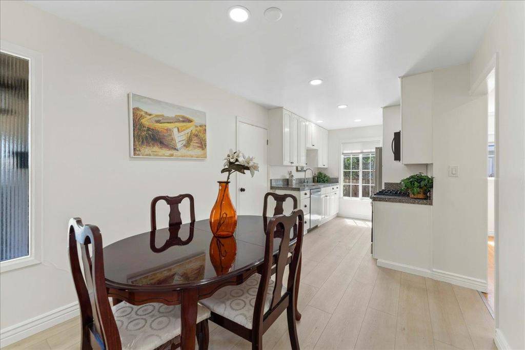 Cupertino, CA 95014,1105 Kentwood AVE