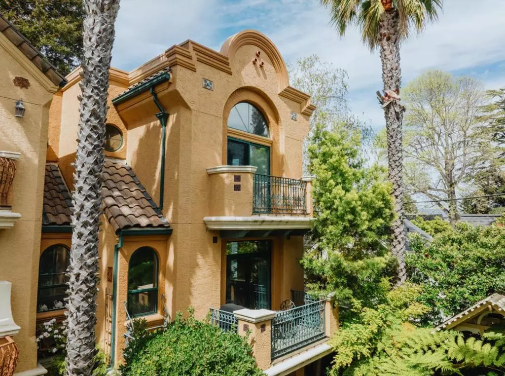 Santa Cruz, CA 95060,233 Villa Mar VIS