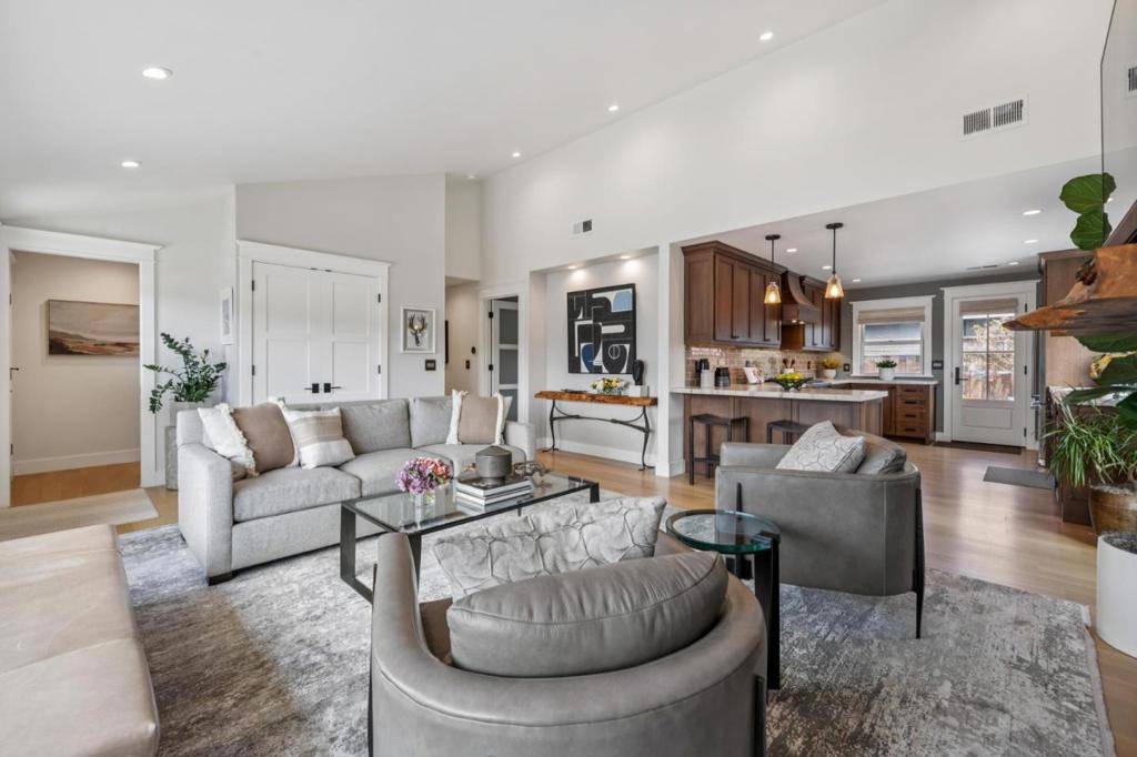 843 First AVE, Half Moon Bay, CA 94019