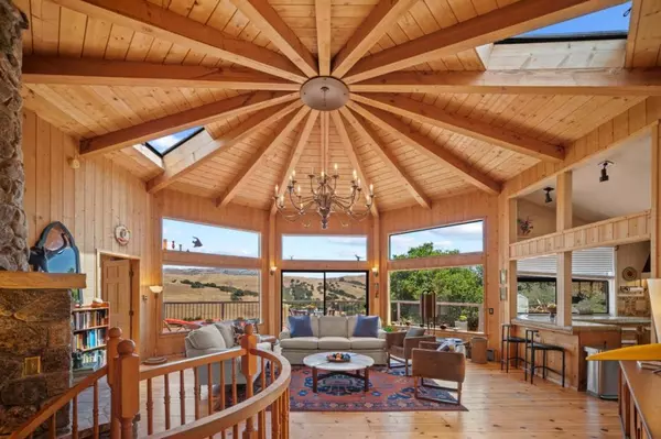 31420 Via La Naranga, Carmel Valley, CA 93924
