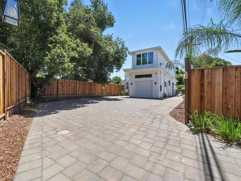 2004 Cherrystone DR, San Jose, CA 95128