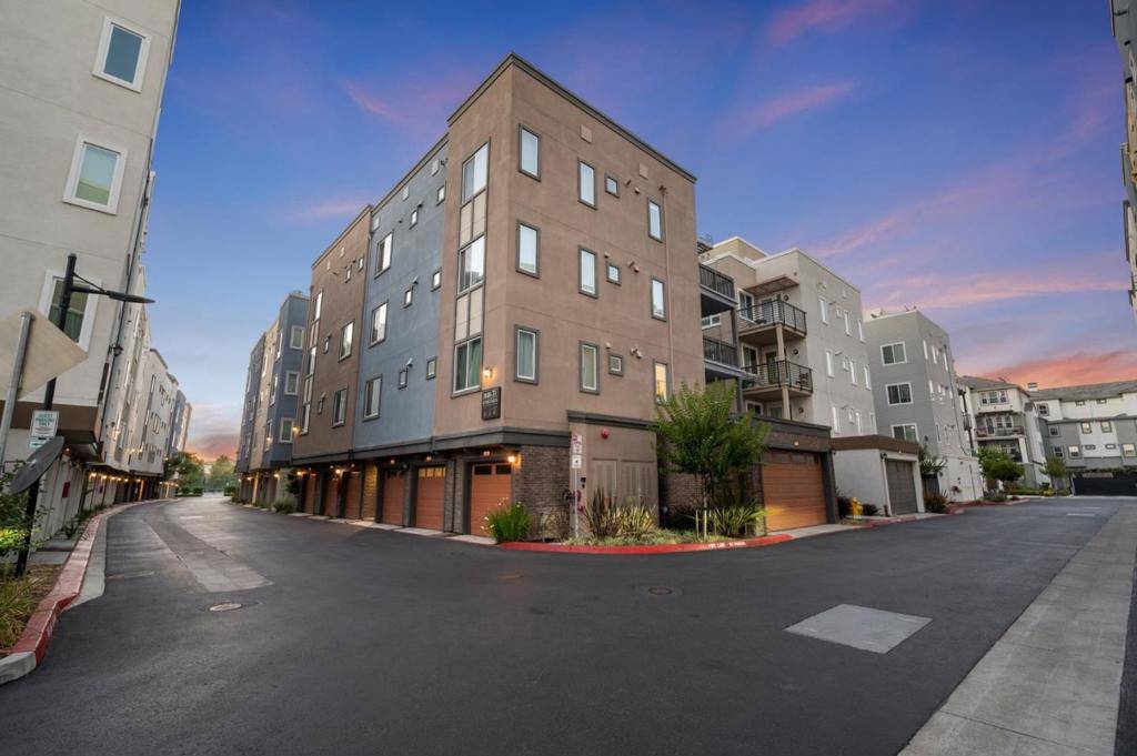 1452 Nightshade RD #40, Milpitas, CA 95035