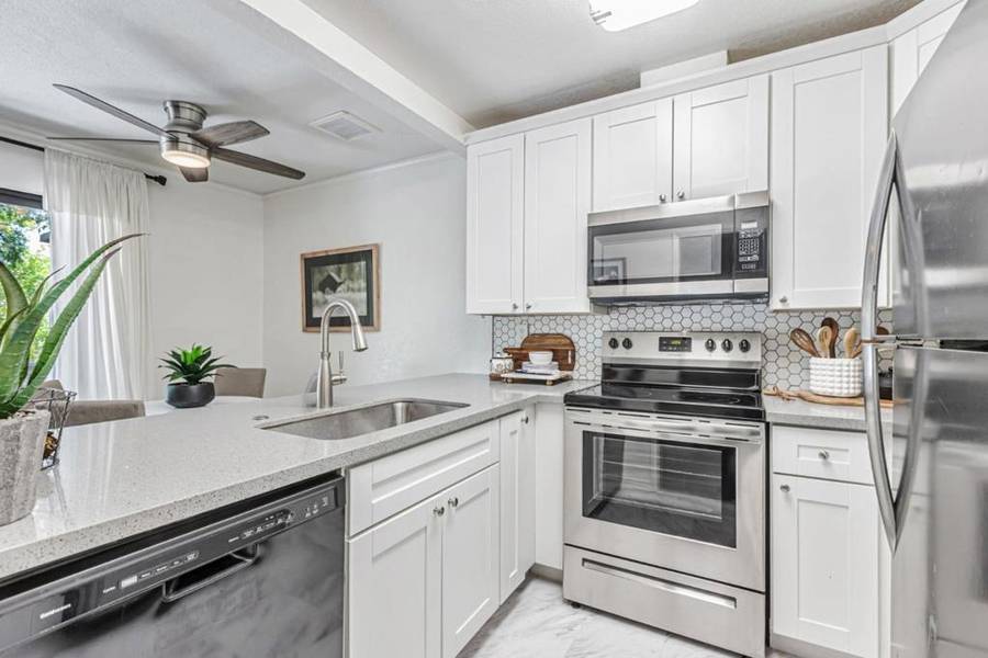 140 La Crosse DR, Morgan Hill, CA 95037