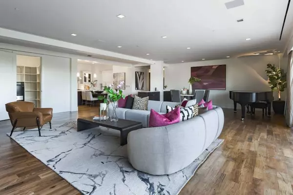 240 3rd ST #301, Los Altos, CA 94022