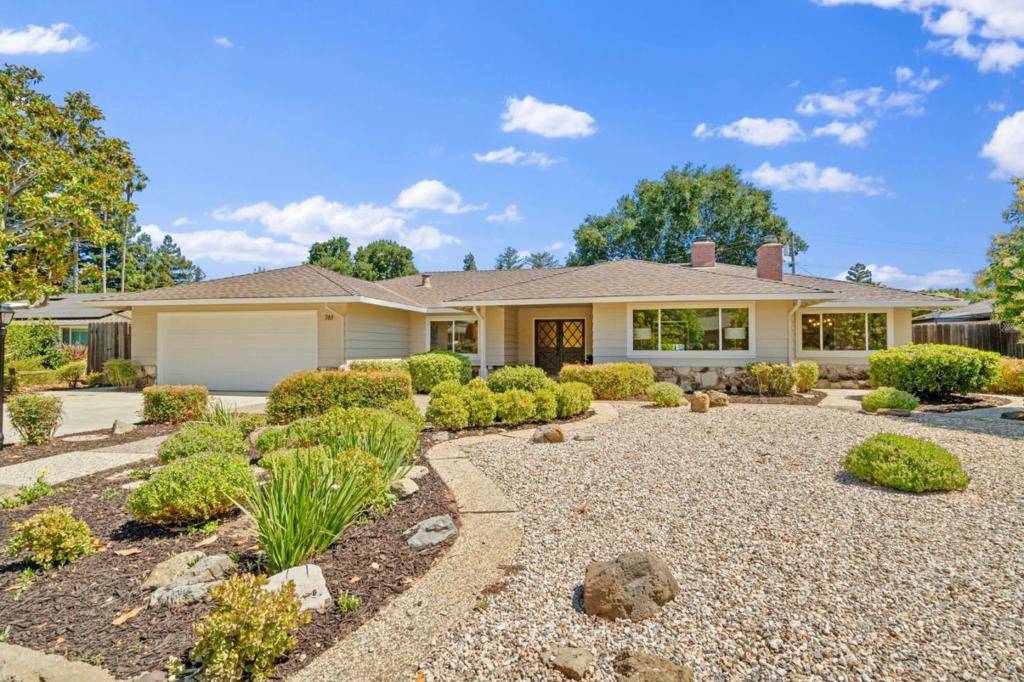 Los Altos, CA 94022,761 Woodstock LN