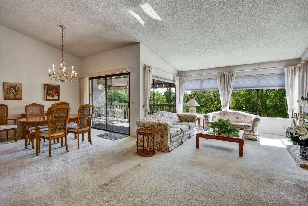 San Jose, CA 95135,7302 Via Granja