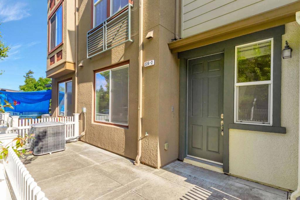 Sunnyvale, CA 94086,226 Peppermint Tree TER #2