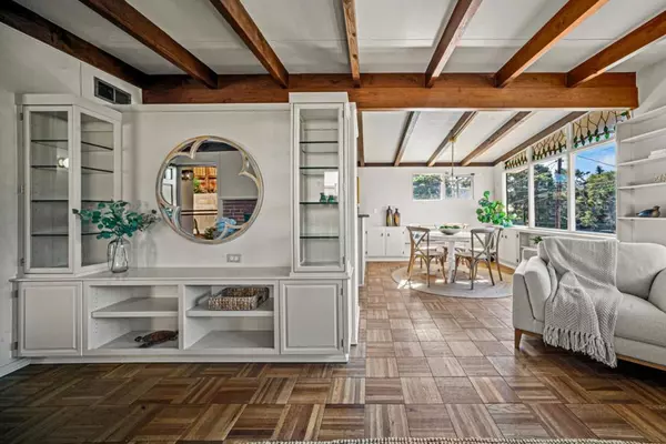 Del Rey Oaks, CA 93940,831 Arlington PL