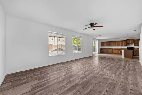 Elk Grove, CA 95757,9748 Collie WAY
