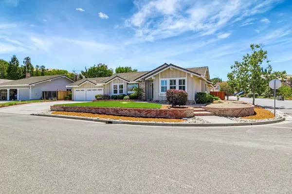 3024 Meadowlands LN, San Jose, CA 95135