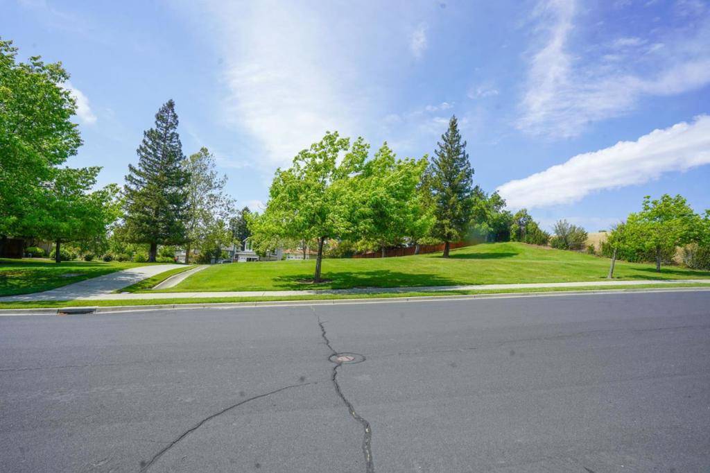 Livermore, CA 94551,3287 Edinburgh DR