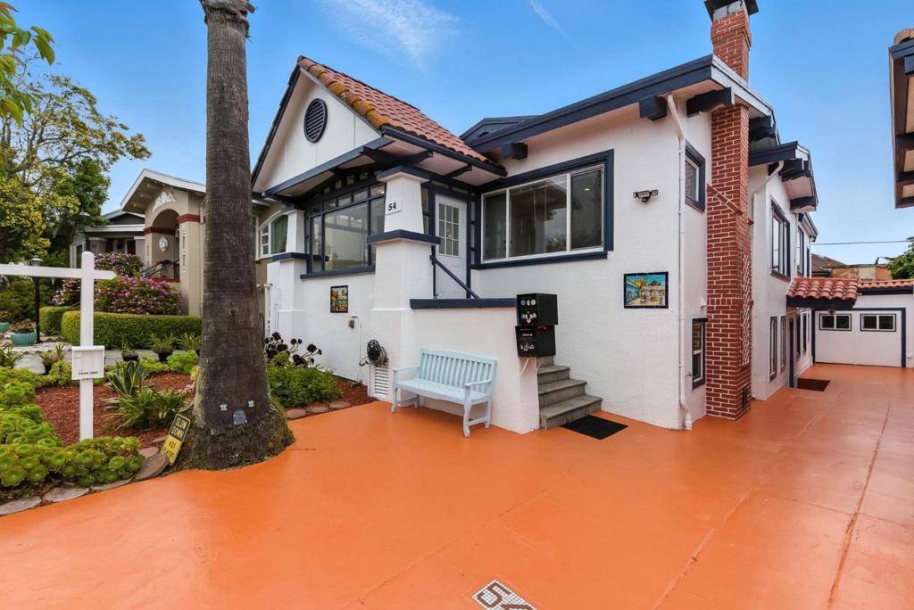 San Francisco, CA 94112,52 Eastwood DR
