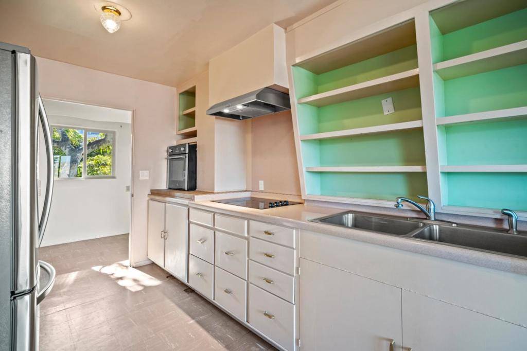 Monterey, CA 93940,1028 West Franklin Street