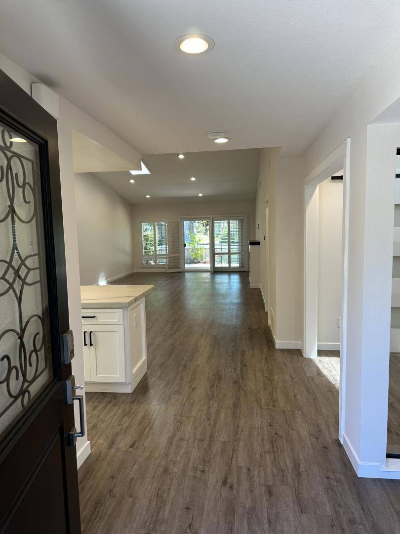 1113 Silver Oak CT, San Jose, CA 95120