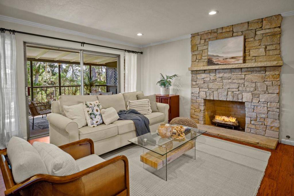 125 Del Mesa Carmel, Carmel, CA 93923