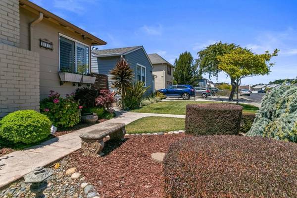South San Francisco, CA 94080,141 Knoll CIR