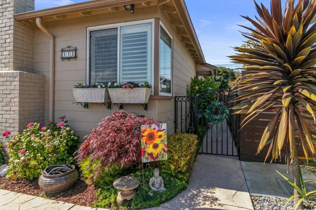 South San Francisco, CA 94080,141 Knoll CIR