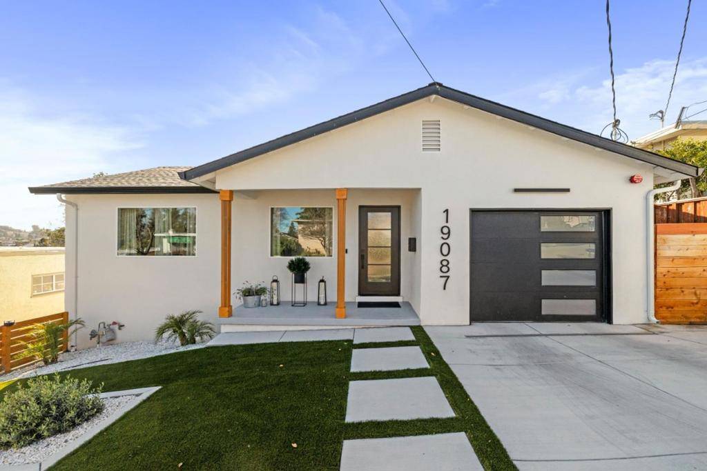 Castro Valley, CA 94546,19087 Mayberry DR