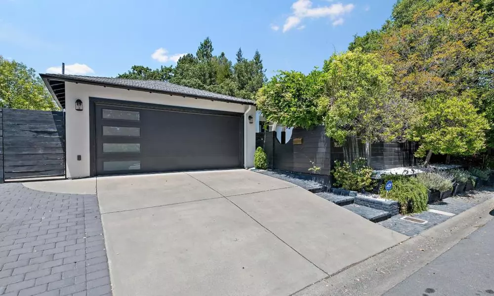 1820 Santa Cruz AVE, Menlo Park, CA 94025