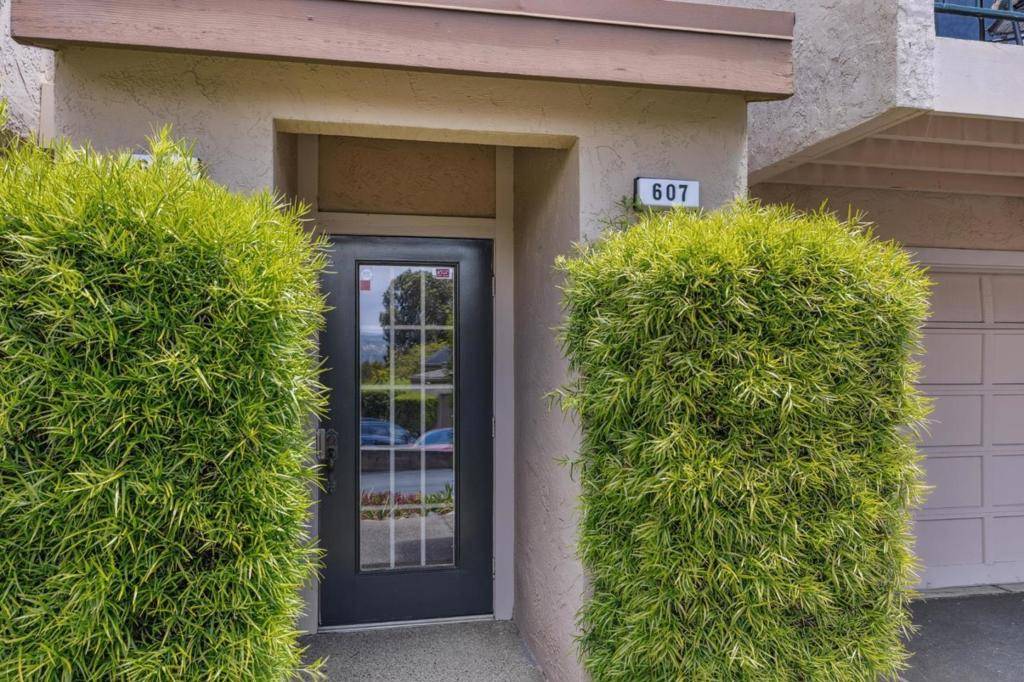 South San Francisco, CA 94080,607 Stonegate
