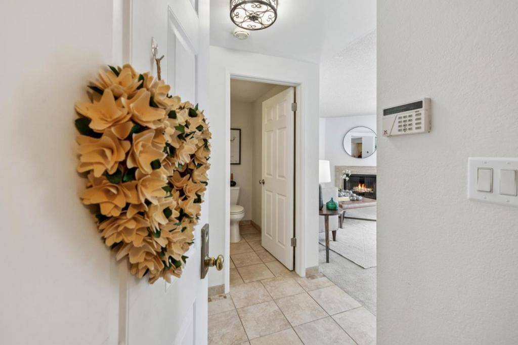 South San Francisco, CA 94080,607 Stonegate