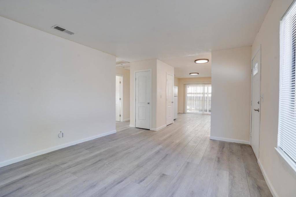 Stockton, CA 95210,2524 Pemberton CT