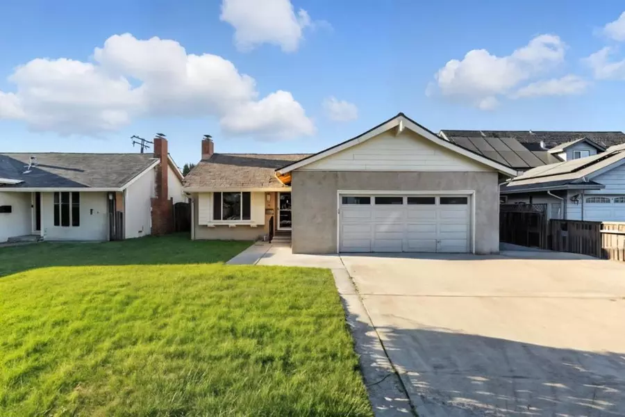 271 Bieber DR, San Jose, CA 95123