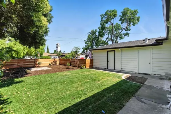 Redwood City, CA 94063,756 7th AVE