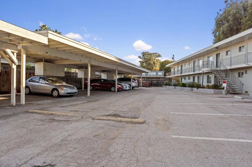 Mountain View, CA 94041,655663 Moorpark WAY